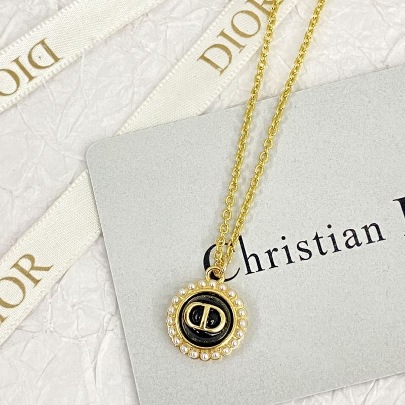 ch**an D*or necklaces